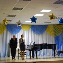 Концерт солистов и ансамблей школы в рамках проекта "Музыка театра, кино и телевидения", посвященный Году российского кино (22 апреля 2016 года)