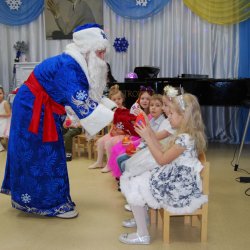 Новогодний праздник» группы ОМР 22.12.2019